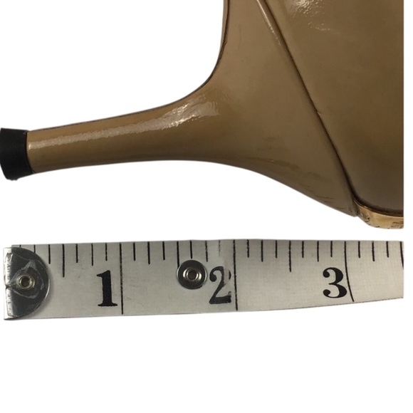 Stuart Weitzman Nude Heels - Picture 15 of 15